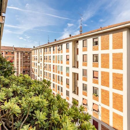 Rosselli 13 Milan Apartment ภายนอก รูปภาพ