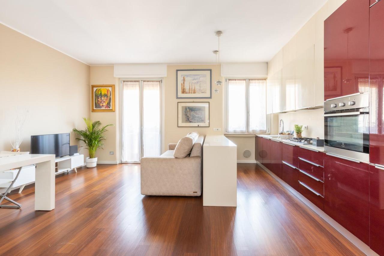 Rosselli 13 Milan Apartment ภายนอก รูปภาพ