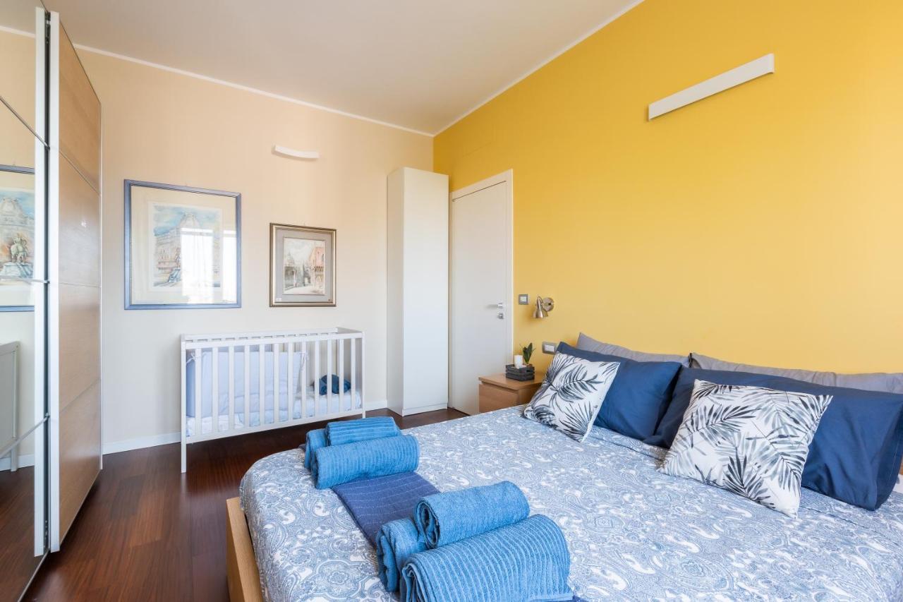 Rosselli 13 Milan Apartment ภายนอก รูปภาพ