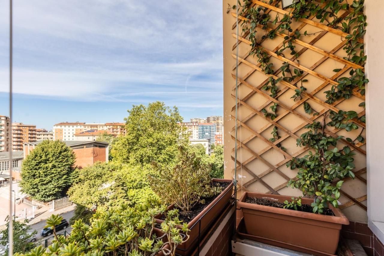 Rosselli 13 Milan Apartment ภายนอก รูปภาพ