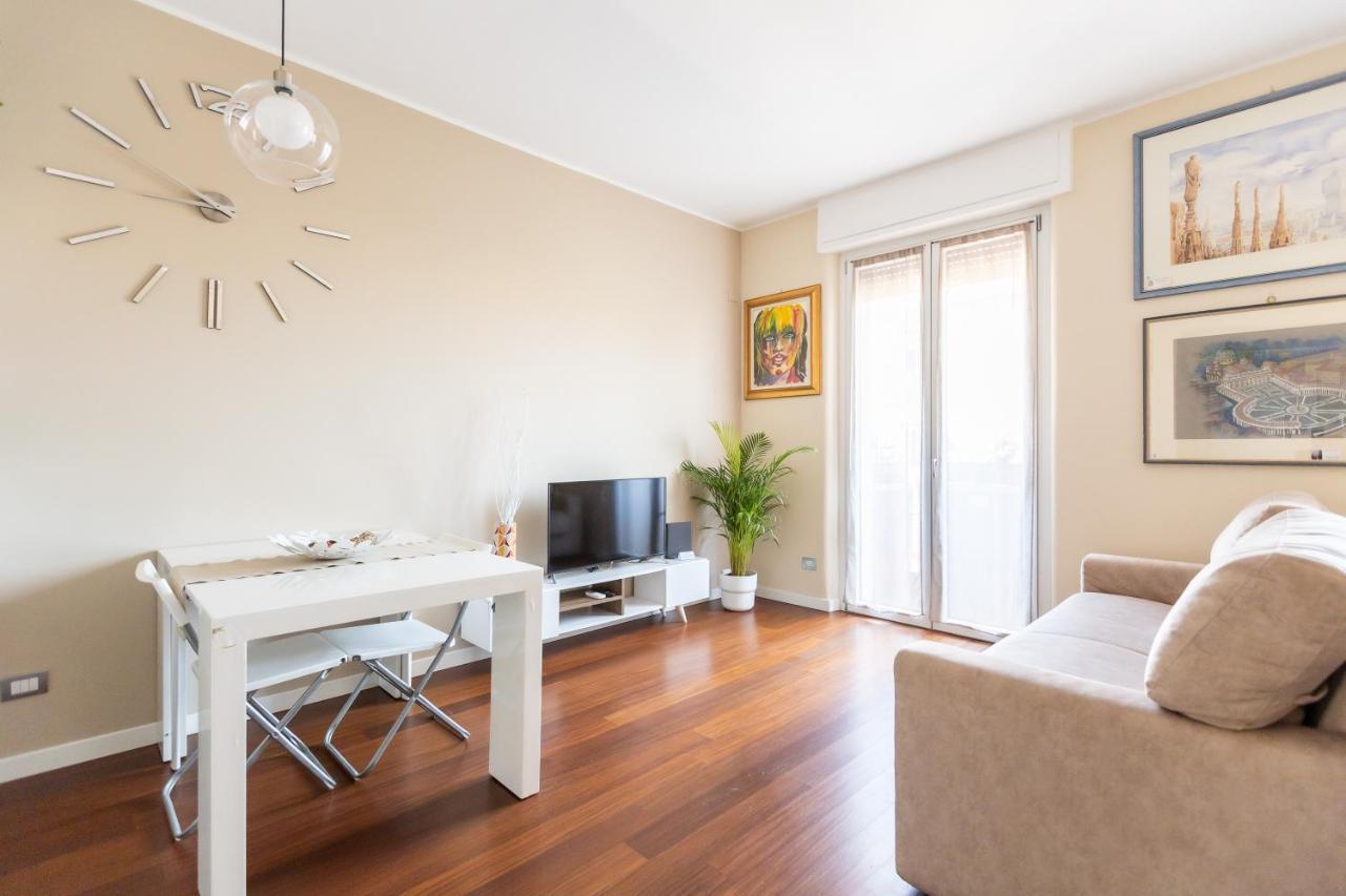 Rosselli 13 Milan Apartment ภายนอก รูปภาพ