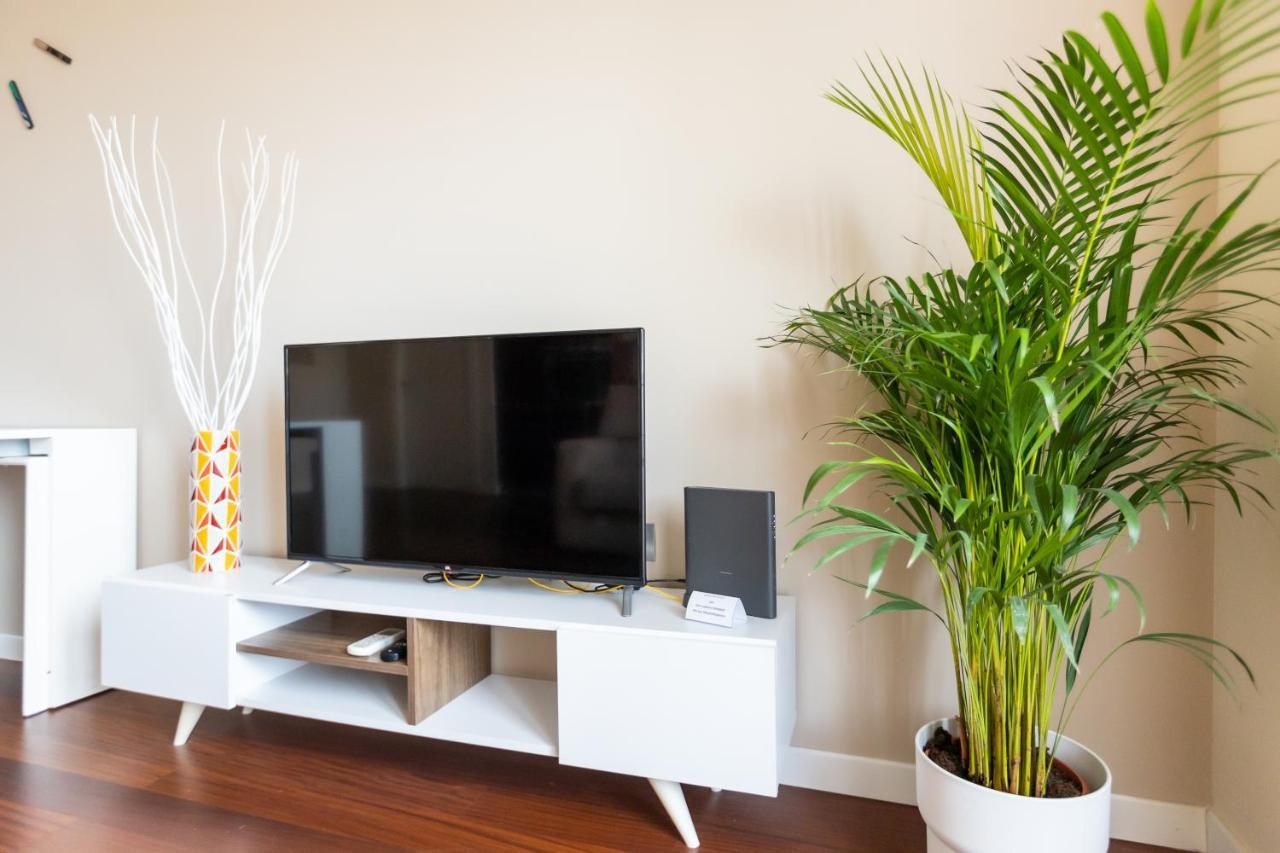 Rosselli 13 Milan Apartment ภายนอก รูปภาพ