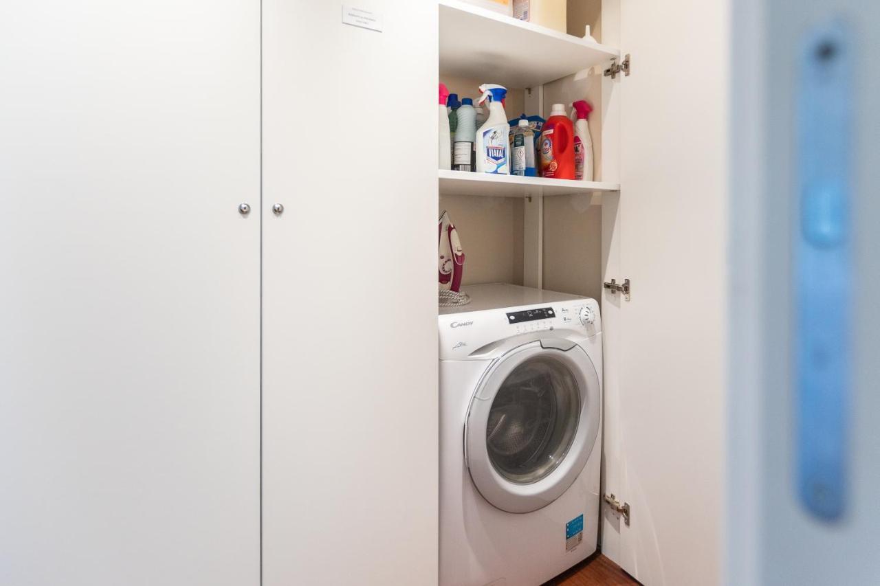 Rosselli 13 Milan Apartment ภายนอก รูปภาพ